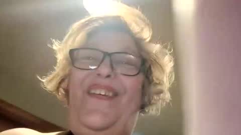 hotboobs117 online show from February 3, 2026, 2:53 am