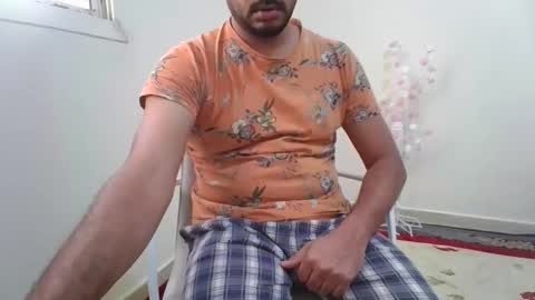 Snapshot of hotboy8677 chatting on May 5, 2026, 10:01 am Hotboy8677 online show from May 5, 2026, 10:01 am
