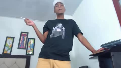 Snapshot of hotboyluxe chatting on February 6, 2026, 3:00 am hotboyluxe online show from February 6, 2026, 3:00 am