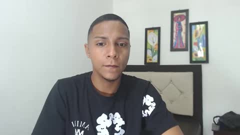 Snapshot of hotboyluxe chatting on February 18, 2026, 2:51 am hotboyluxe online show from February 18, 2026, 2:51 am