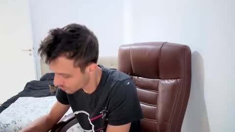 Hotboyshorny online show from March 11, 2026, 8:42 am