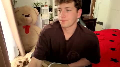 Snapshot of hotboyshorny chatting on June 9, 2026, 9:43 am Hotboyshorny online show from June 9, 2026, 9:43 am