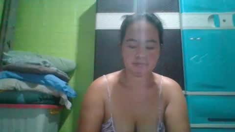 Snapshot of hotchicks4uxx chatting on January 29, 2025, 10:22 pm hotchicks4uxx online show from January 29, 2025, 10:22 pm