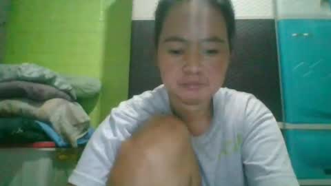 Snapshot of hotchicks4uxx chatting on February 5, 2025, 10:44 pm hotchicks4uxx online show from February 5, 2025, 10:44 pm