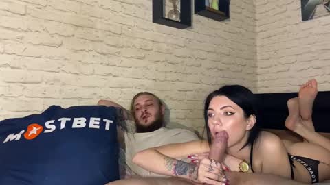 YounHotCouple online show from February 11, 2025, 1:30 pm