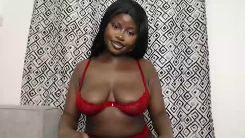 Snapshot of hotcurvykeisha chatting on October 26, 2025, 10:58 pm Hotcurvykeisha online show from October 26, 2025, 10:58 pm