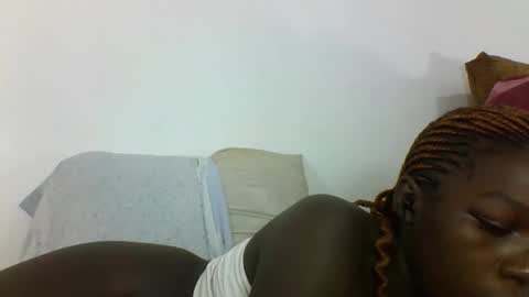 VICTORIA online show from October 7, 2025, 6:16 pm