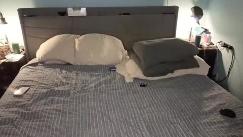 hotdadforyou online show from April 11, 2026, 11:09 pm