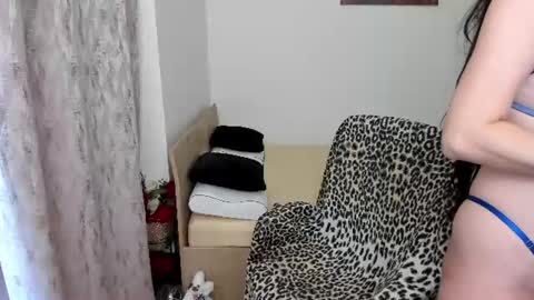 KRISS LUNA online show from July 13, 2026, 11:46 am