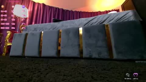 Snapshot of hotdesy_ chatting on February 13, 2026, 3:35 am Mistress online show from February 13, 2026, 3:35 am