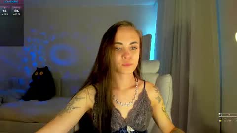Snapshot of hotdevilsss chatting on June 21, 2026, 2:03 am SWEET DEVILS PUSSY online show from June 21, 2026, 2:03 am