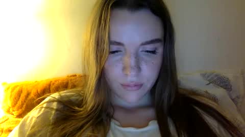 effy online show from November 3, 2025, 9:16 pm