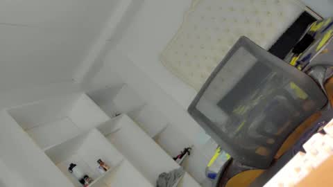 Snapshot of hotfalling_angel1 chatting on February 17, 2025, 7:47 am Angel online show from February 17, 2025, 7:47 am