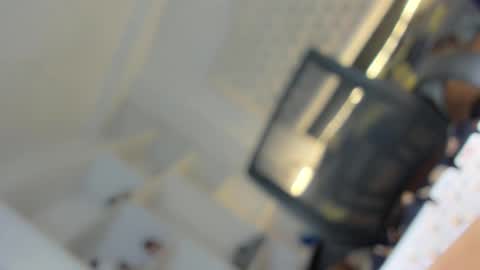 Snapshot of hotfalling_angel1 chatting on February 18, 2025, 7:43 am Angel online show from February 18, 2025, 7:43 am