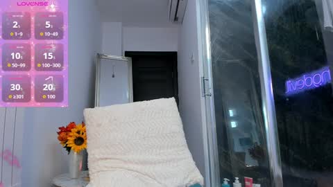 Snapshot of hotfallingdevil chatting on October 3, 2025, 11:18 am hotfallingdevil online show from October 3, 2025, 11:18 am