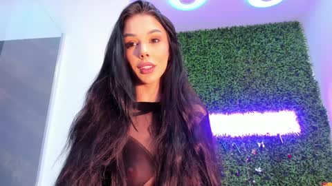 hotfallingdevil online show from February 6, 2026, 6:18 am