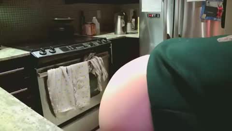 Snapshot of hotgirlbigbutt chatting on December 18, 2025, 12:11 pm hotgirlbigbutt online show from December 18, 2025, 12:11 pm