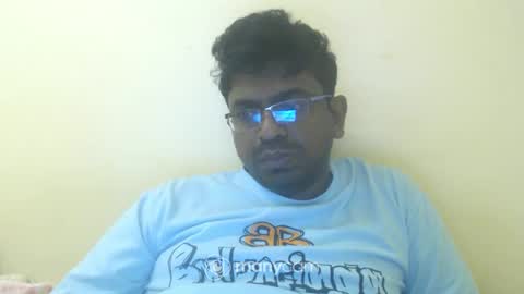 Snapshot of hotgluteus4321 chatting on April 13, 2026, 7:03 am hotgluteus4321 online show from April 13, 2026, 7:03 am