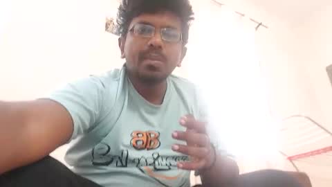 Snapshot of hotgluteus4321 chatting on May 17, 2026, 5:38 am hotgluteus4321 online show from May 17, 2026, 5:38 am