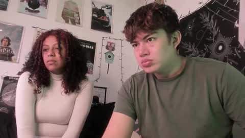 Sam and Nico online show from November 11, 2025, 2:50 pm