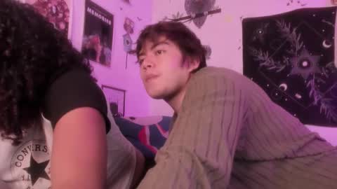 Snapshot of hothoneychile chatting on January 14, 2026, 1:44 am Sam and Nico online show from January 14, 2026, 1:44 am