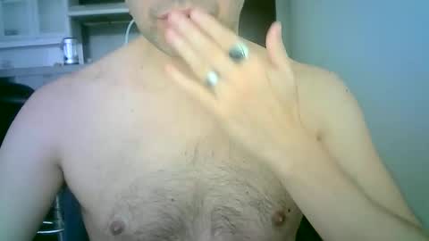 Snapshot of hotitan chatting on April 26, 2026, 2:26 pm hottitan twitter Marianoshcam online show from April 26, 2026, 2:26 pm