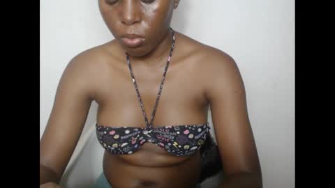 Snapshot of hotjessie0 chatting on January 30, 2025, 8:01 am hotjessie0 online show from January 30, 2025, 8:01 am