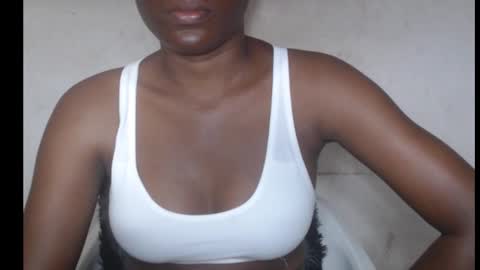 Snapshot of hotjessie0 chatting on October 13, 2025, 4:34 am hotjessie0 online show from October 13, 2025, 4:34 am