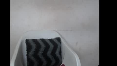 Snapshot of hotjessie0 chatting on October 29, 2025, 5:42 am hotjessie0 online show from October 29, 2025, 5:42 am