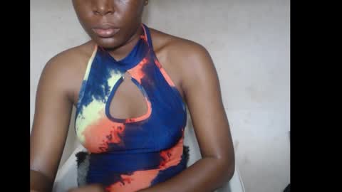 Snapshot of hotjessie0 chatting on November 3, 2025, 5:42 am hotjessie0 online show from November 3, 2025, 5:42 am