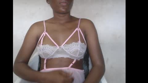 Snapshot of hotjessie0 chatting on November 25, 2025, 6:35 am hotjessie0 online show from November 25, 2025, 6:35 am