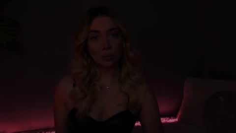 Snapshot of hotjessxx chatting on January 19, 2026, 8:29 am Maria online show from January 19, 2026, 8:29 am