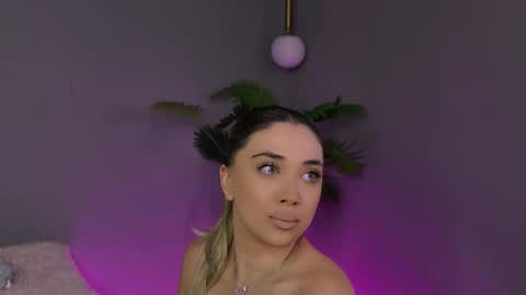 Snapshot of hotjessxx chatting on April 1, 2026, 6:36 am Maria online show from April 1, 2026, 6:36 am
