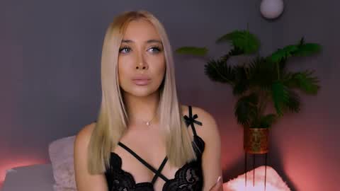Snapshot of hotjessxx chatting on May 2, 2026, 4:50 am Maria online show from May 2, 2026, 4:50 am