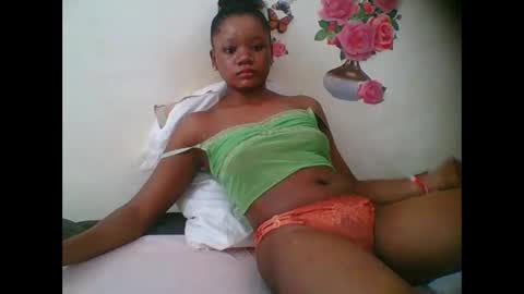 Snapshot of hotjeylee chatting on October 26, 2025, 10:21 am LOYCE online show from October 26, 2025, 10:21 am