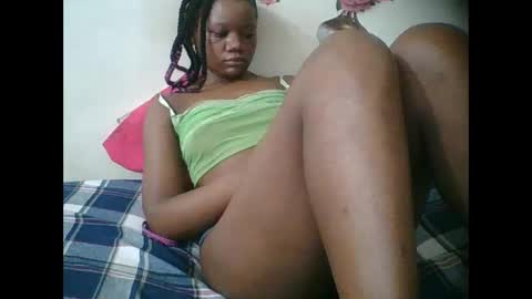 Snapshot of hotjeylee chatting on December 1, 2025, 12:48 am LOYCE online show from December 1, 2025, 12:48 am