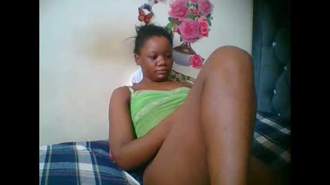 Snapshot of hotjeylee chatting on December 3, 2025, 1:13 am LOYCE online show from December 3, 2025, 1:13 am