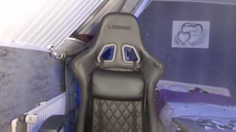 KevinKellyy online show from December 10, 2024, 11:43 am