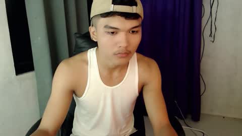 hotking_cummer online show from February 1, 2026, 11:42 am