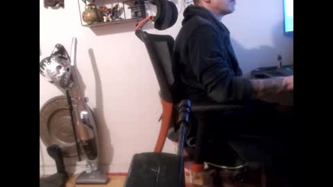 Snapshot of hotkinkytat chatting on February 14, 2025, 1:02 am hotkinkytat online show from February 14, 2025, 1:02 am