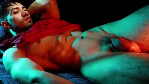 Snapshot of hotlatinking chatting on March 10, 2026, 7:13 am Hotlatinking online show from March 10, 2026, 7:13 am