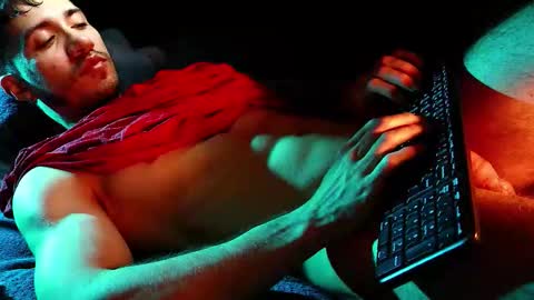 Snapshot of hotlatinking chatting on March 21, 2026, 8:19 am Hotlatinking online show from March 21, 2026, 8:19 am