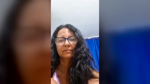 hotleny online show from June 22, 2026, 3:25 am