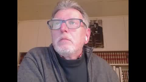Snapshot of hotlux_54 chatting on February 2, 2025, 6:31 pm hotlux_54 online show from February 2, 2025, 6:31 pm
