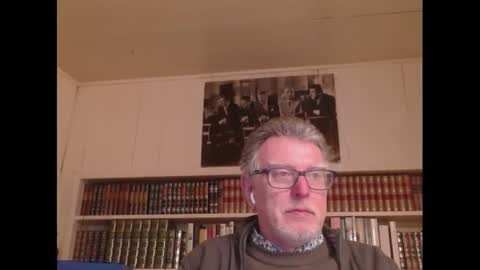 Snapshot of hotlux_54 chatting on February 25, 2025, 10:39 pm hotlux_54 online show from February 25, 2025, 10:39 pm