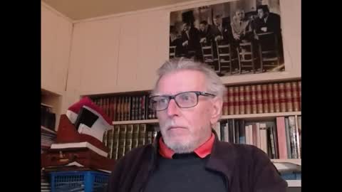 Snapshot of hotlux_54 chatting on October 18, 2025, 3:02 pm hotlux_54 online show from October 18, 2025, 3:02 pm