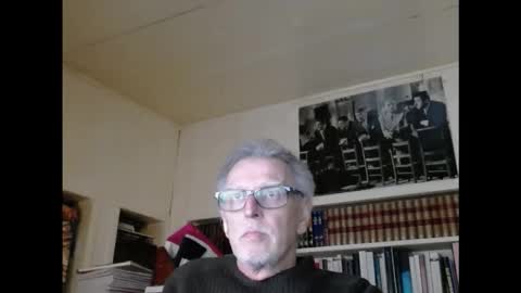 Snapshot of hotlux_54 chatting on October 30, 2025, 2:29 pm hotlux_54 online show from October 30, 2025, 2:29 pm