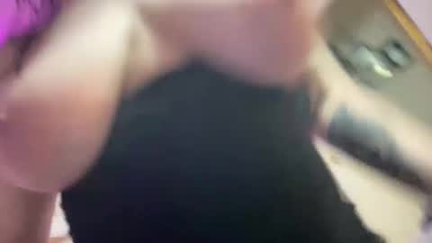 Snapshot of hotmama6666 chatting on February 17, 2025, 2:42 am Annabelle online show from February 17, 2025, 2:42 am