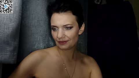 hotmamaqueen234 online show from April 29, 2026, 8:48 pm