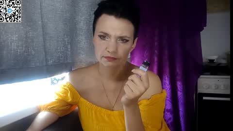 hotmamaqueen234 online show from June 26, 2026, 11:58 am